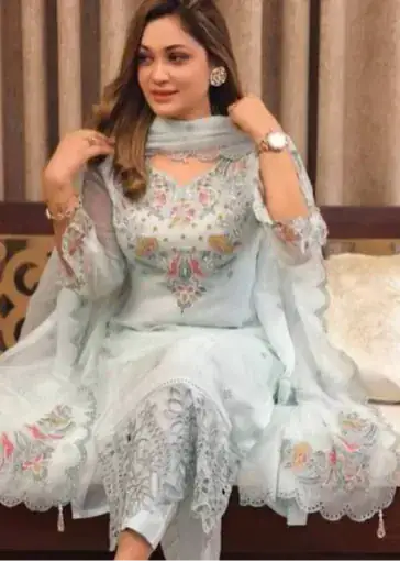 Pakiza Three Piece